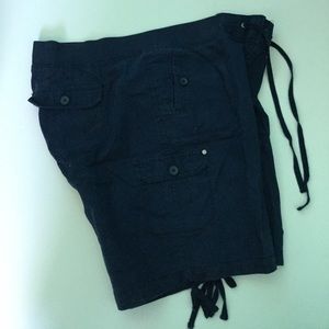 Navy Cargo Linen-like Shorts